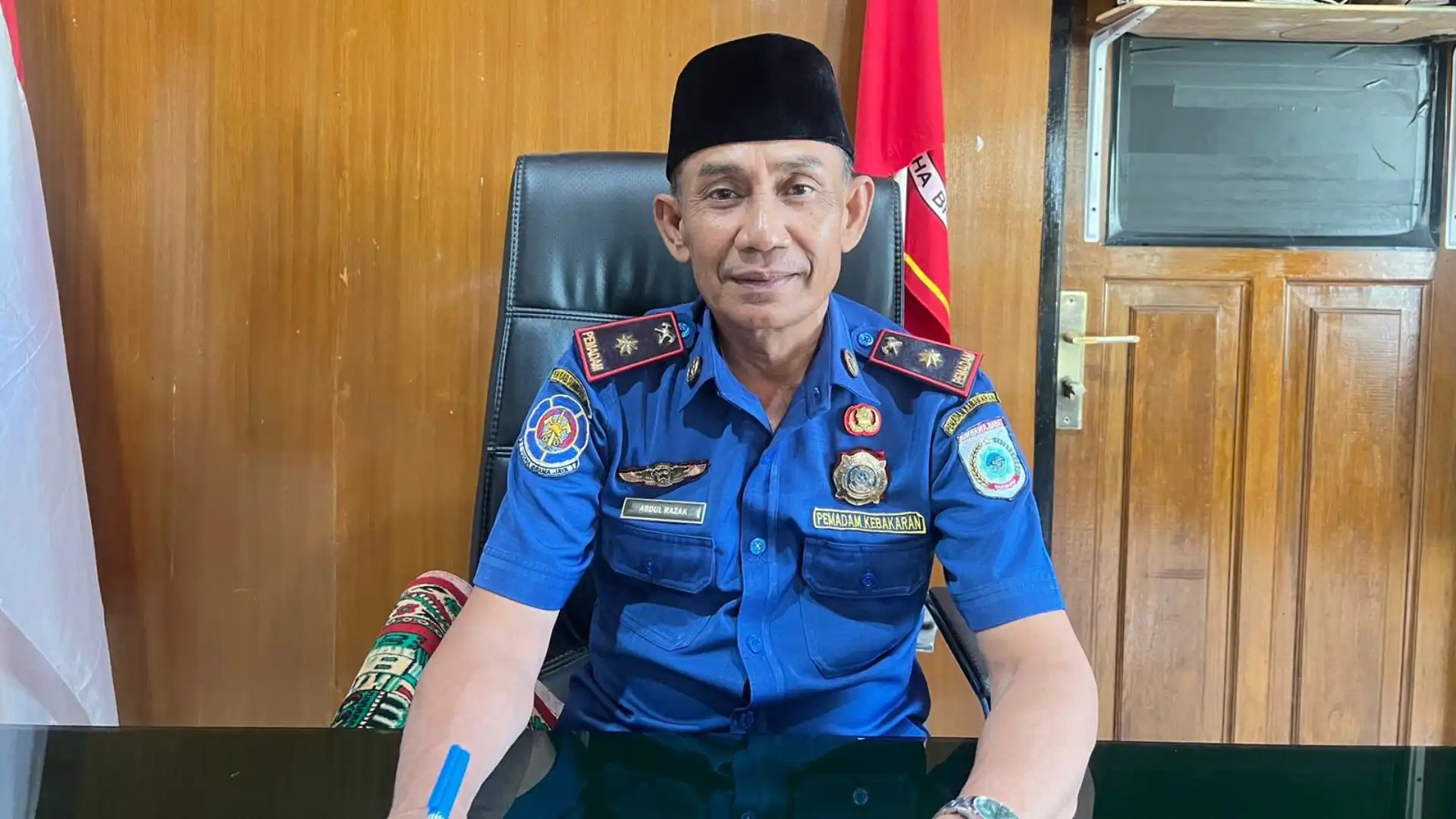 Kepala Dinas Damkarmat KSB Abdul Razak Pemerintah