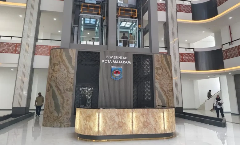 Lobi Bale Mentaram Kantor Wali Kota Mataram